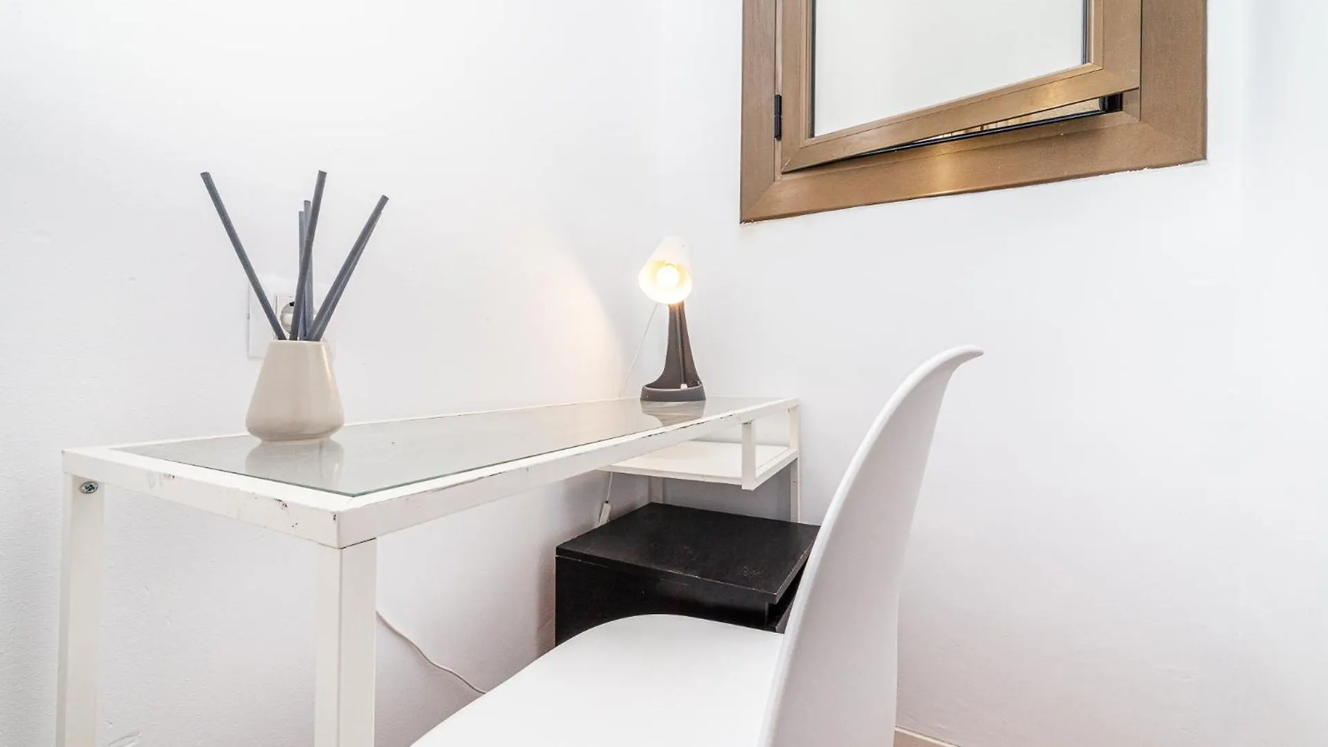 Balmes Private Rooms 巴塞罗那 0*,  西班牙